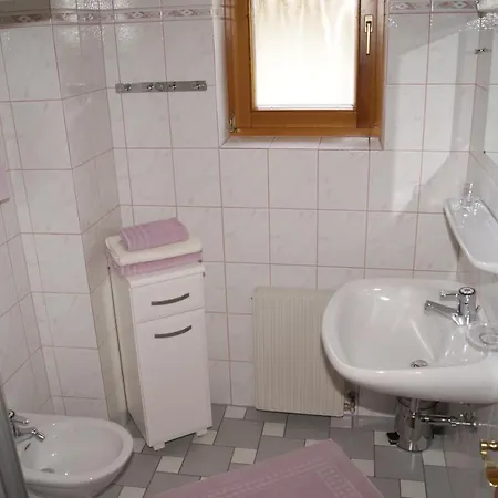 Gerti Apartment *