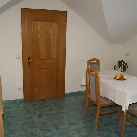 Apartment Gerti *